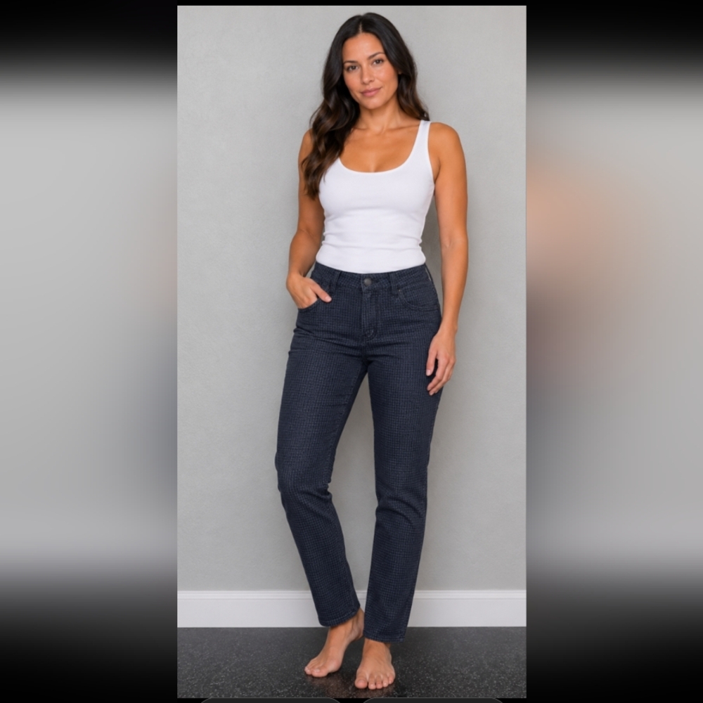 JOLT Reversable Jeans 26